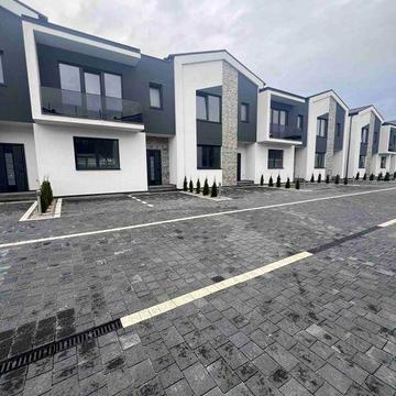 Котедж Сторожниця