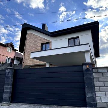 Будинок 201.3 кв.м. 11 соток ділянка