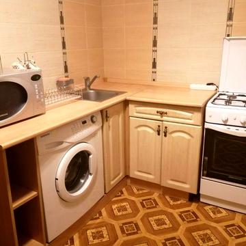 Сдам свою 1-к квартиру Гв.Широнинцев 23