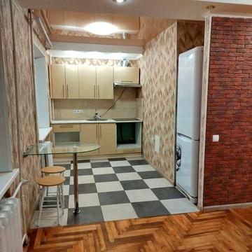 Актуально! 2-ая Студия с ремонтом 4/5 ул.Счастливая, Свет не отключают