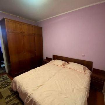 2 к кв на Коновальця біля Торби