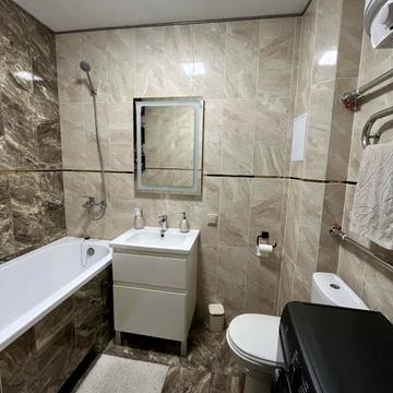 Червоної Калини просп. (Володимира Маяковського), 11