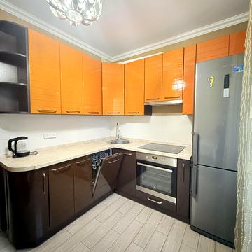 Червоної Калини просп. (Володимира Маяковського), 38/10