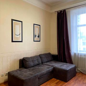 Тараса Шевченка бульв., 58