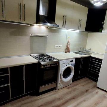 Без комиссии агентства новострой большая теплая 1 комн квартира с балк