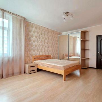 Єлизавети Чавдар вул., 8