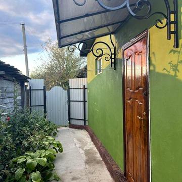 Продам добротний будинок недалеко від Києва