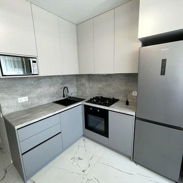 Сдам однокомнатную квартиру, газ, жк Виа Рома, Инглези