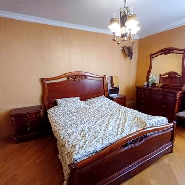 Миколи Бажана просп., 1-М