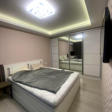 Ентузіастів вул., 3/1