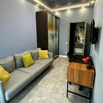 Болгарська вул., 87