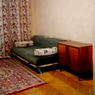 Європейського Союзу просп. (Правди), 3