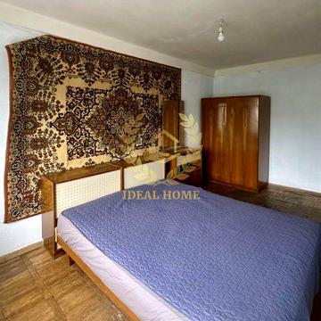 Продаж 2к квартири по вул. Кирилівська