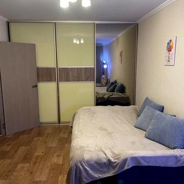 Макарова вул. (Більшовицька), 1-А