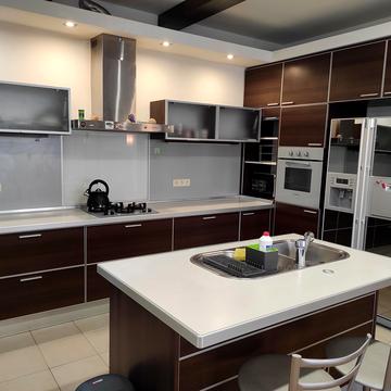 Театральний пров. (Чайковського), 16