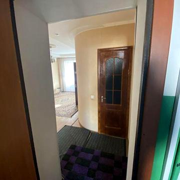 Продам квартиру 2-х кімнатну