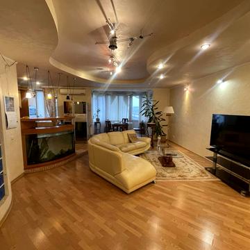 Оболонський просп., 22-В