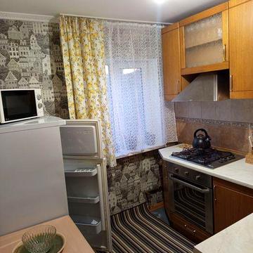 Аренда будиночку в с Літки .( Газ , єлектроєнергія входять в ціну)