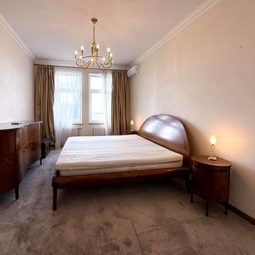 Панаса Мирного вул., 17