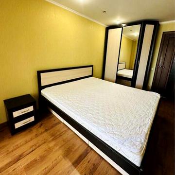 Оренда трикімнатної квартири на Замості вул Стеценка, Будинок офіцерів