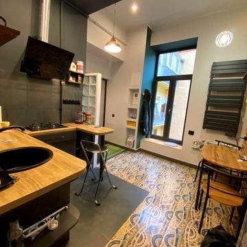 Олександра Кониського вул. (), 3