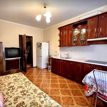 Позняки Оренда просторої 1-кімн. квартири по вул. Вишняківській 13