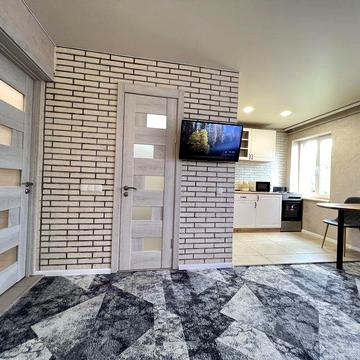 Оренда 2-х кім.квартири по вул. Соборності (Косіора) 74, Соцмісто