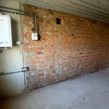 Продам квартиру в зданому будинку