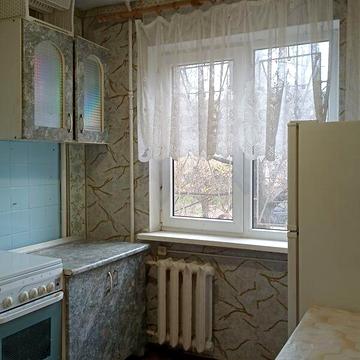 Довгострокова оренда 2к Квартира Космонавтів вулиця