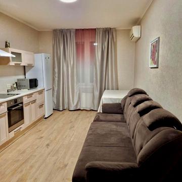 Полтавська вул., 10