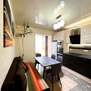 Соборна вул. (), 10-Б