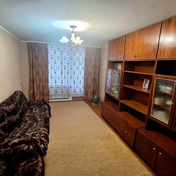 Продаю трикімнатну квартиру (власник)