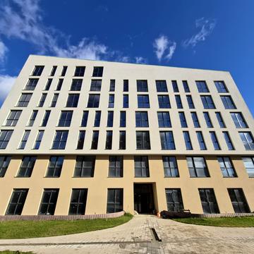 Новознесенська вул., 4