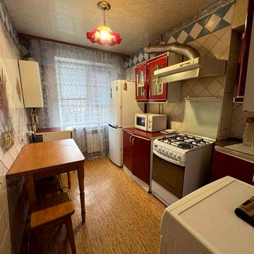 Продам 2 ком. кв.  с автономным отоплением  на П. Калнышевского