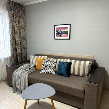 Оренда.Власник 2-х кімнатноі квартири.Генератор