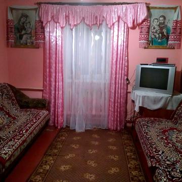 Здається будинок 7 км від Львова