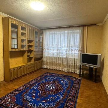 Довгострокова оренда 2к Квартира Антонова Олега вулиця