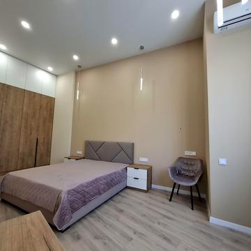 Федора Ернста вул., 16