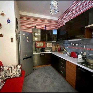 Сдам 2х к. 85 м.в Аркадийском дворце