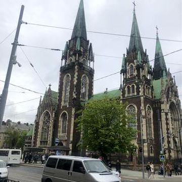 Оренда квартири на площі Привокзальна