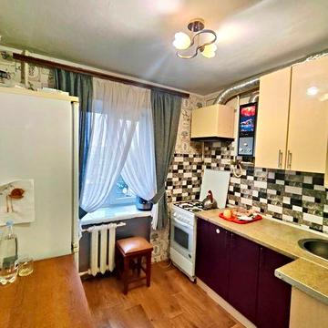 2-хкімнатна квартира в районі Черемушек ( 44 магазин)