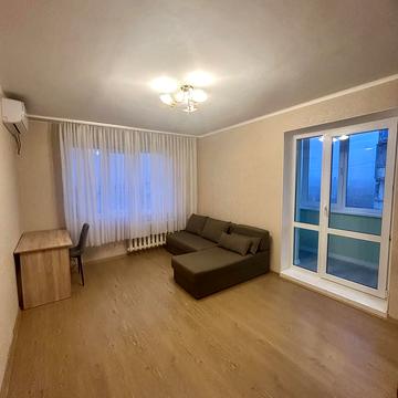 Оріхуватська вул., 12