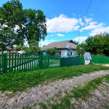 Продається будинок в екологічній зоні.