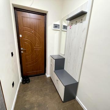 Андрія Сахарова вул., 8