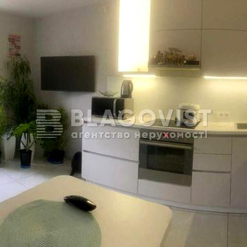 Продається 3 кімнатна квартира Чавдар