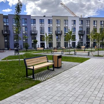 Зелена бічна, 100