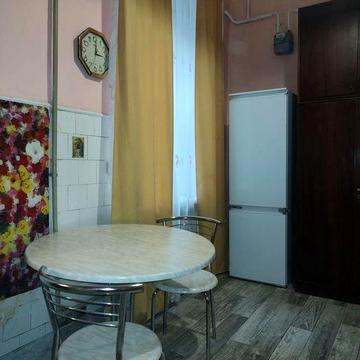 Сдам 2-х комнатную квартиру р-н ж.д.вокзала . Старосенная площадь.