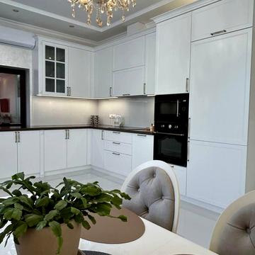 Черняхівського вул.