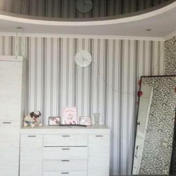 Трёхкомнатную квартиру вс меьелью ЖК ПМЗ