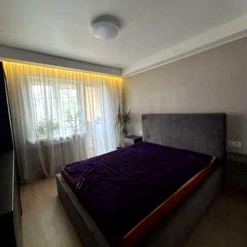 Здається 2-кімнатна квартира на вул. Сальського 23